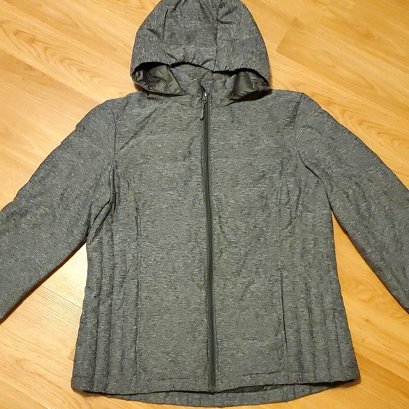 Women's Gray size Large Winter Coat. - Picture 2 of 15